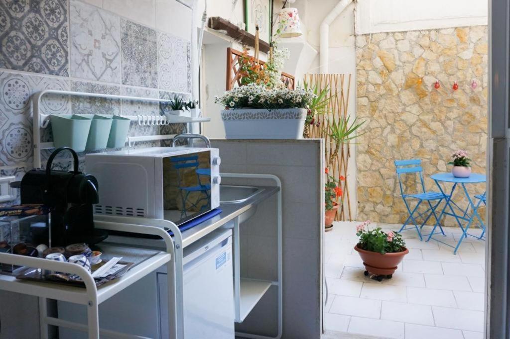 Blue Courtyard Not Valid Apartment Bari Luaran gambar
